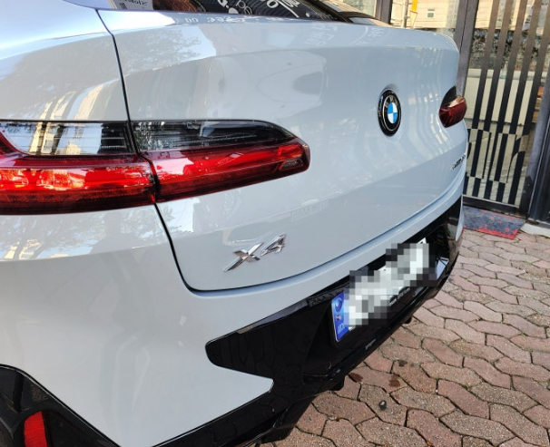 BMW X4[후진 찌그러진 범퍼 부품 교체 복원 후방 정면 측면 부위 깨짐]