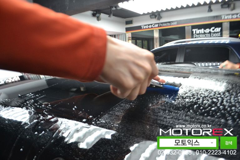 BMW118d 하이그로시 루프스킨