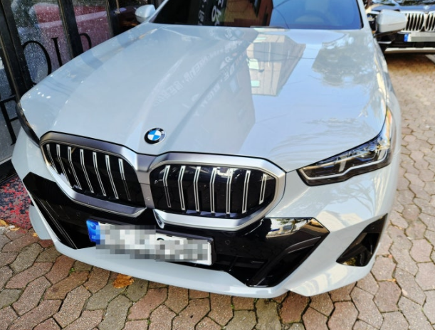 BMW 530I [수입자동차 긁힘 수리 방법 범퍼 도색 복원 교체 보험 자차 처리]  