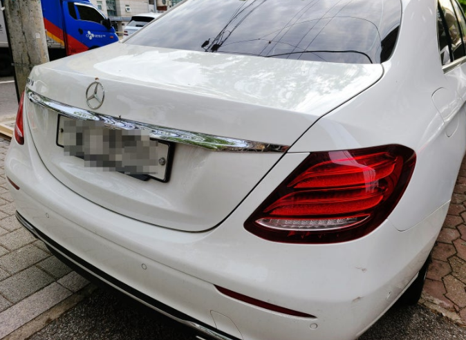 벤츠 E300 [판금도색 수리 자차 보험처리 자기 부담금 할인]