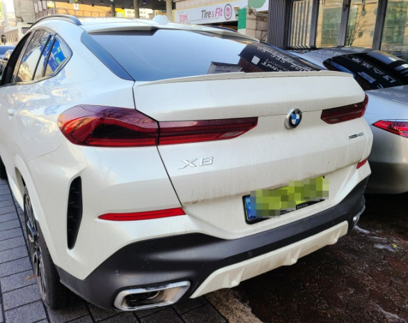 BMW X6 [움푹 파인 사고차 휀다 수리센터 보험 사고 수리 덴트 서울 전문점]